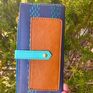 Fold wallet.